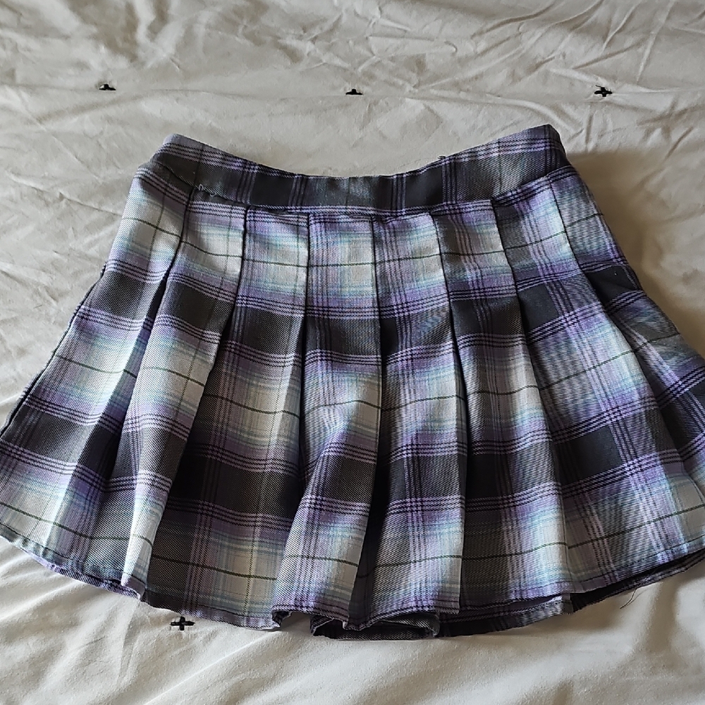 Stylish Plaid Skirt in Purple and Gray